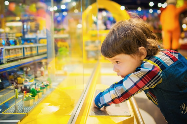 Brinquedos importantes para crianças no espectro autista